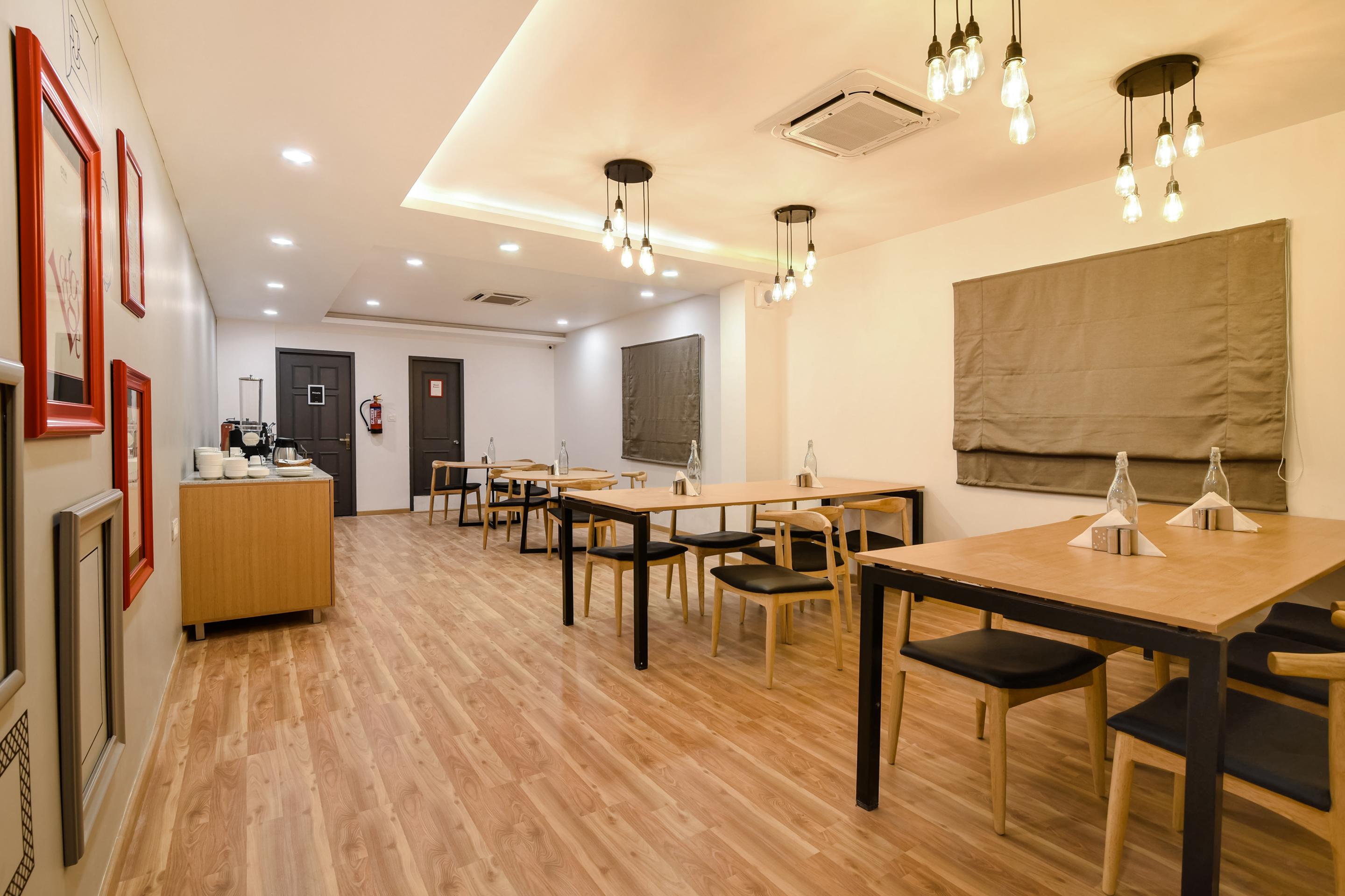 OYO Townhouse 091 Nungambakkam Hotel Chennai Luaran gambar