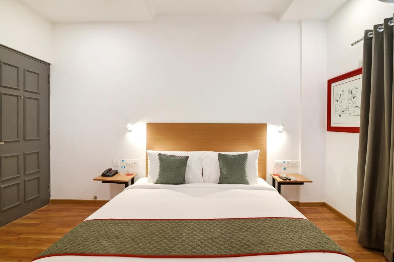 OYO Townhouse 091 Nungambakkam Hotel Chennai Luaran gambar